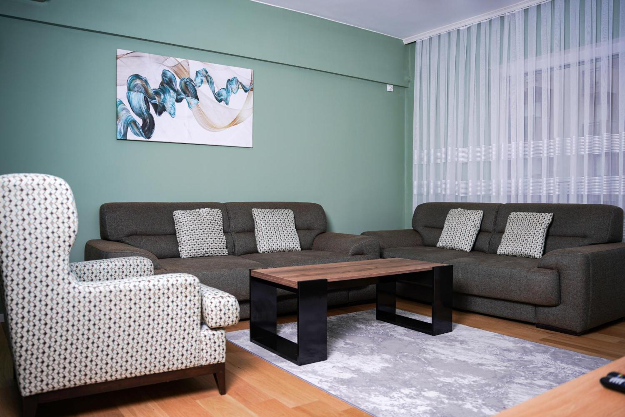 Prishtina Getaway Apartment Pristina Buitenkant foto